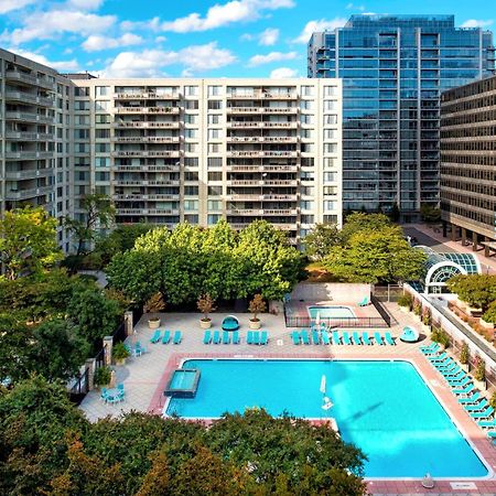 Beautiful 2Br Apartment At Crystal City With Gym Арлінгтон Екстер'єр фото